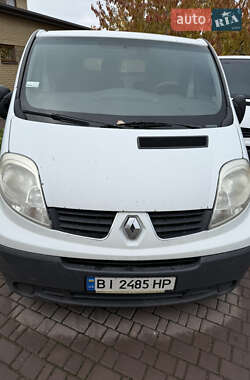 Вантажний фургон Renault Trafic 2012 в Полтаві