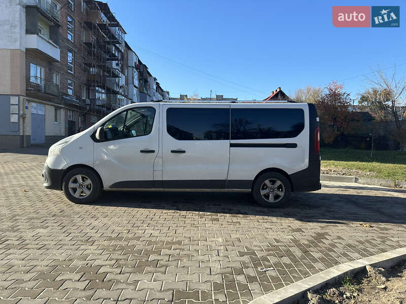 Минивэн Renault Trafic 2016 в Луцке фото 3 Минивэн Renault Trafic 2016 в Луцке