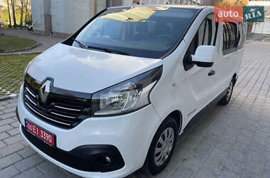 Минивэн Renault Trafic 2016 в Ровно