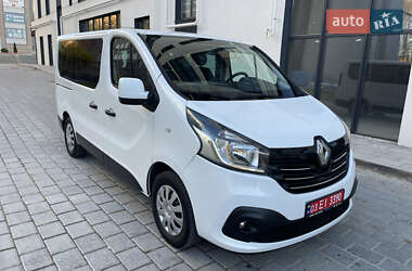 Минивэн Renault Trafic 2016 в Ровно