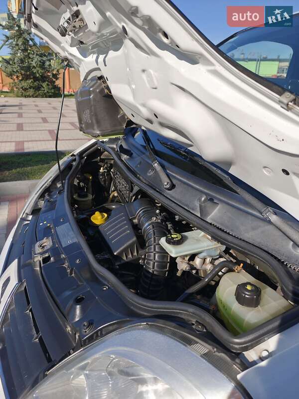 Грузовой фургон Renault Trafic 2013 в Измаиле