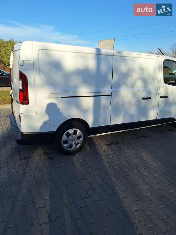 Грузовой фургон Renault Trafic 2023 в Черновцах