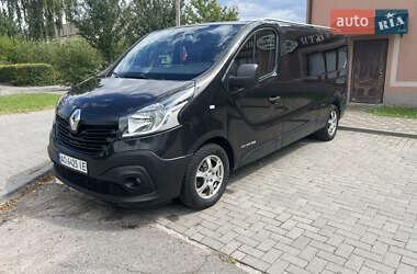 Мінівен Renault Trafic 2015 в Красилові