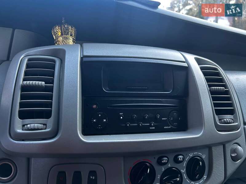 Минивэн Renault Trafic 2008 в Черновцах