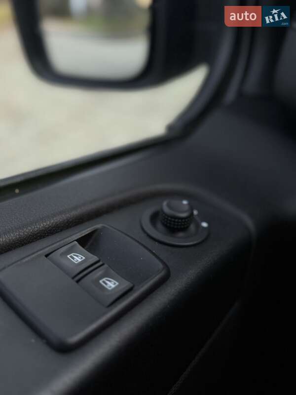 Грузовой фургон Renault Trafic 2020 в Дубно фото 49 Грузовой фургон Renault Trafic 2020 в Дубно