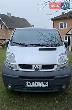 Мінівен Renault Trafic 2003 в Коломиї