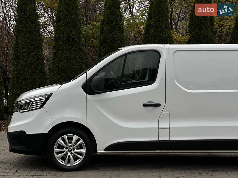 Грузовой фургон Renault Trafic 2022 в Ровно
