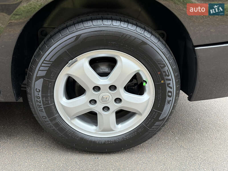 Мінівен Renault Trafic 2013 в Києві