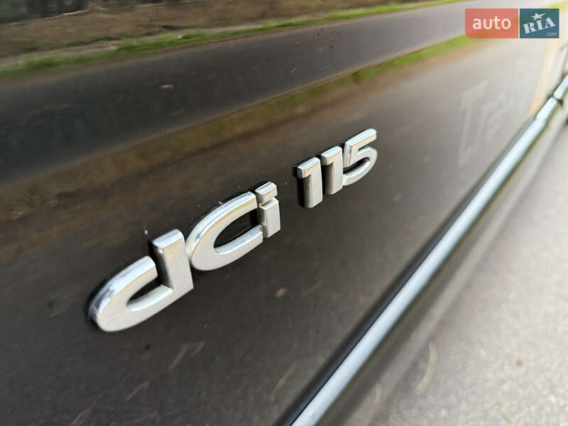 Мінівен Renault Trafic 2013 в Києві