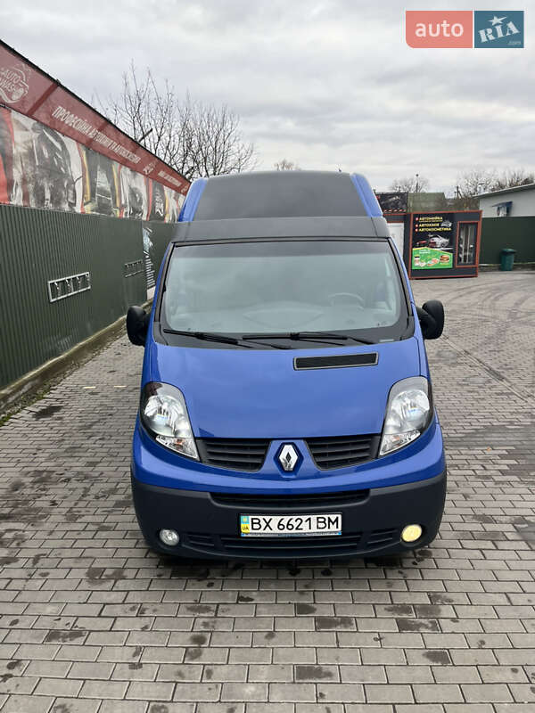 Микроавтобус грузовой (до 3,5т) Renault Trafic 2006 в Полонном фото 8 Микроавтобус грузовой (до 3,5т) Renault Trafic 2006 в Полонном