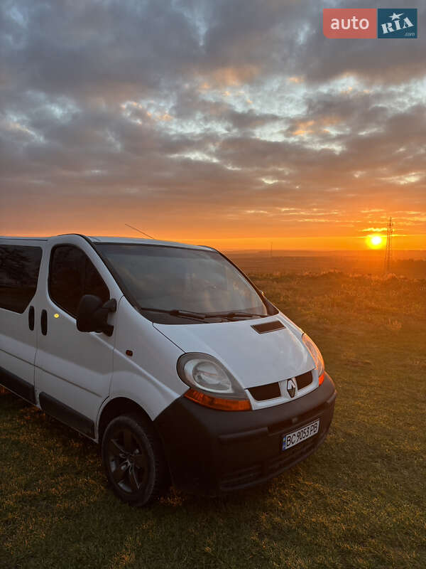 Renault Trafic 2003 Renault Trafic 2003