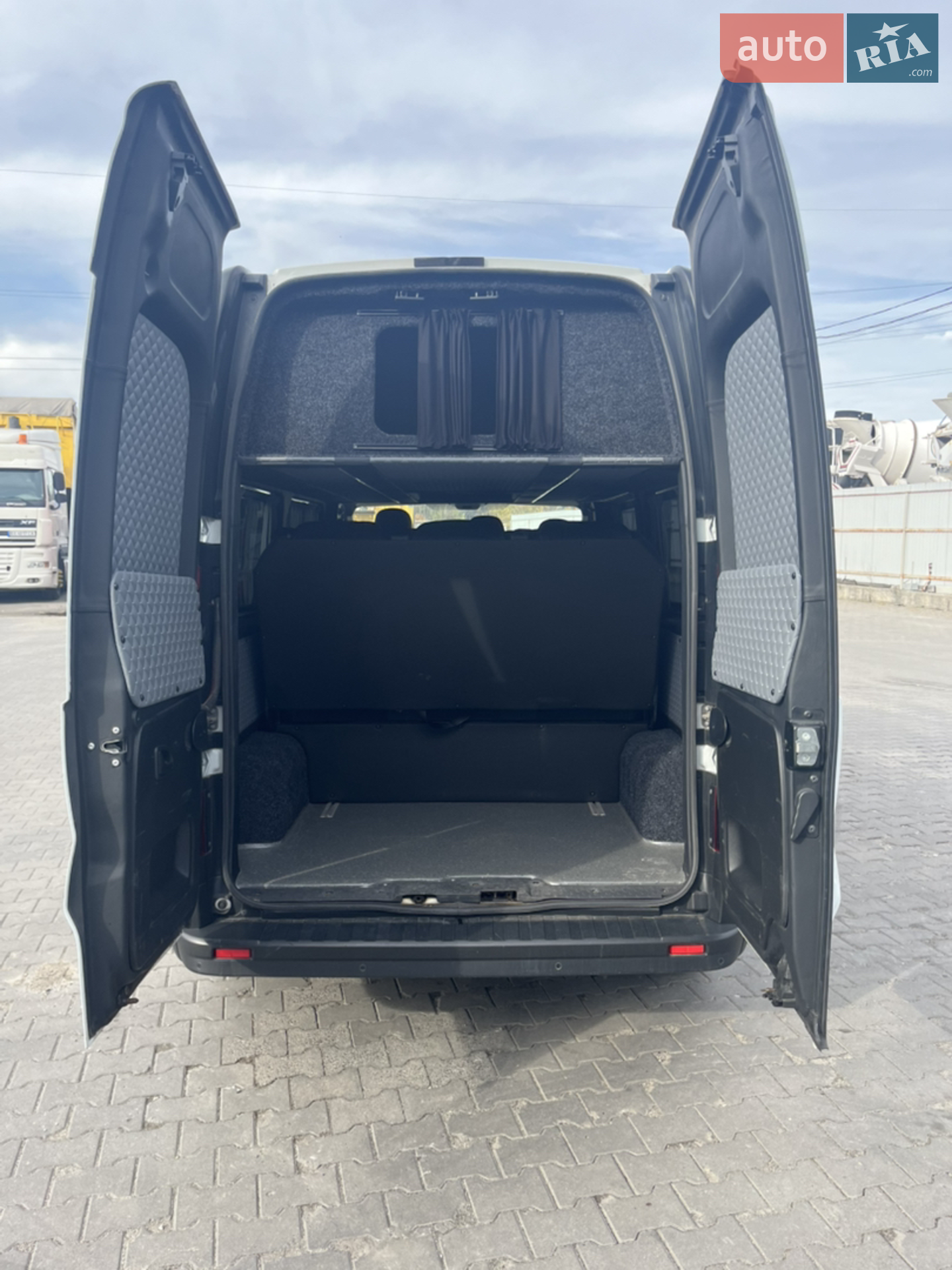 2020 Renault Trafic - мініатюра 15