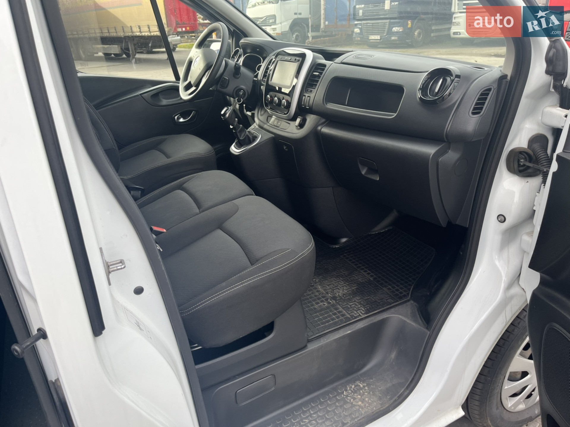 2020 Renault Trafic - мініатюра 24