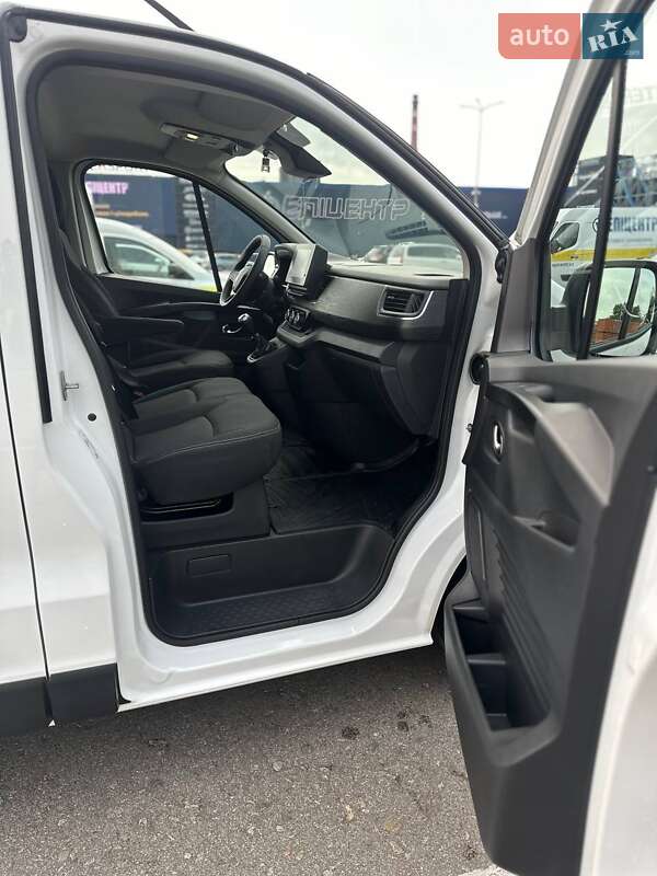 Грузовой фургон Renault Trafic 2022 в Киеве