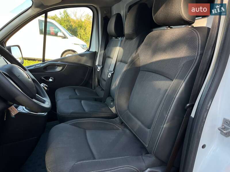 Вантажний фургон Renault Trafic 2020 в Дубні