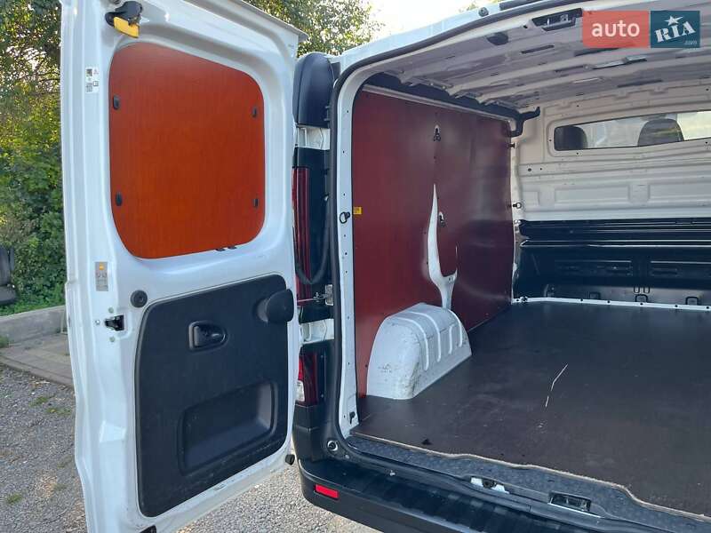 Вантажний фургон Renault Trafic 2020 в Дубні