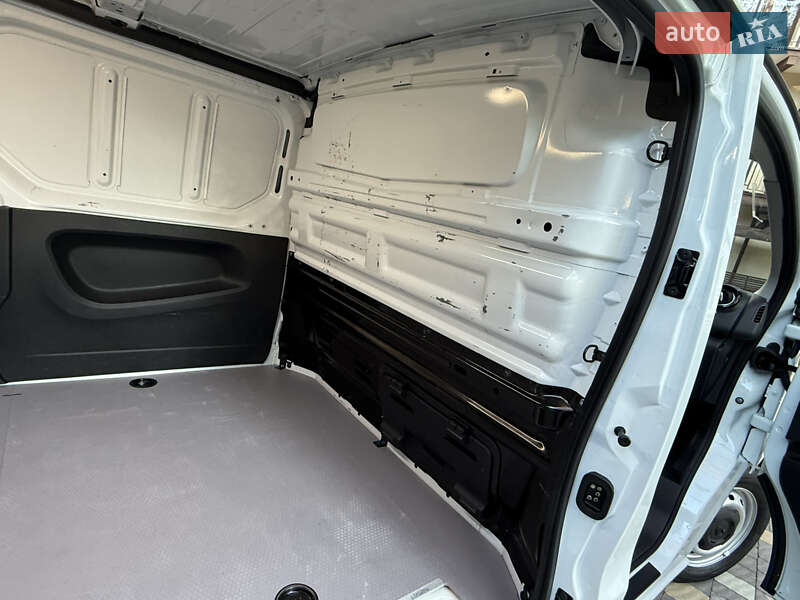 Грузовой фургон Renault Trafic 2021 в Дрогобыче фото 65 Грузовой фургон Renault Trafic 2021 в Дрогобыче