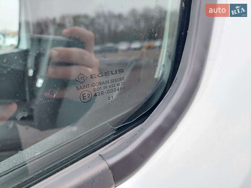 Грузовой фургон Renault Trafic 2021 в Львове фото 22 Грузовой фургон Renault Trafic 2021 в Львове