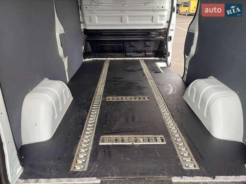 Грузовой фургон Renault Trafic 2021 в Львове фото 44 Грузовой фургон Renault Trafic 2021 в Львове