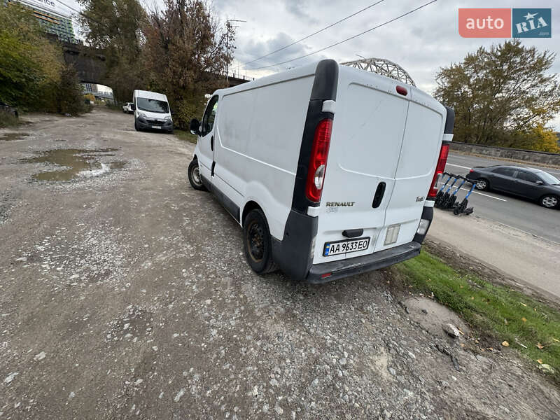 Грузовой фургон Renault Trafic 2010 в Киеве