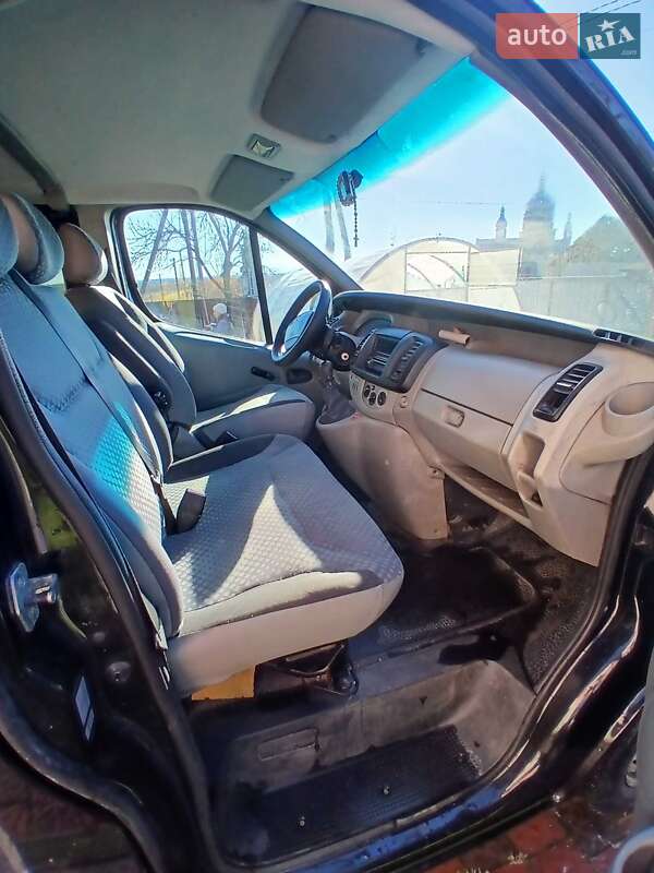 Мінівен Renault Trafic 2007 в Дрогобичі