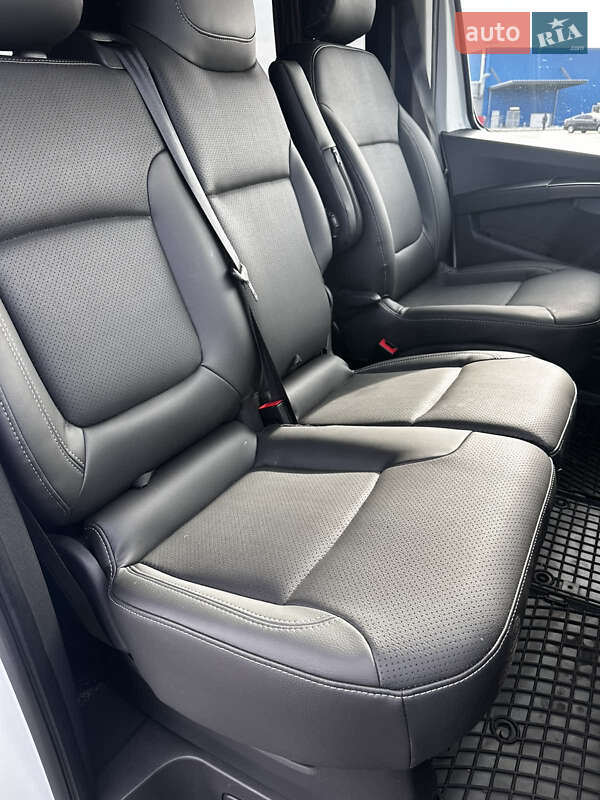 Минивэн Renault Trafic 2022 в Киеве фото 19 Минивэн Renault Trafic 2022 в Киеве