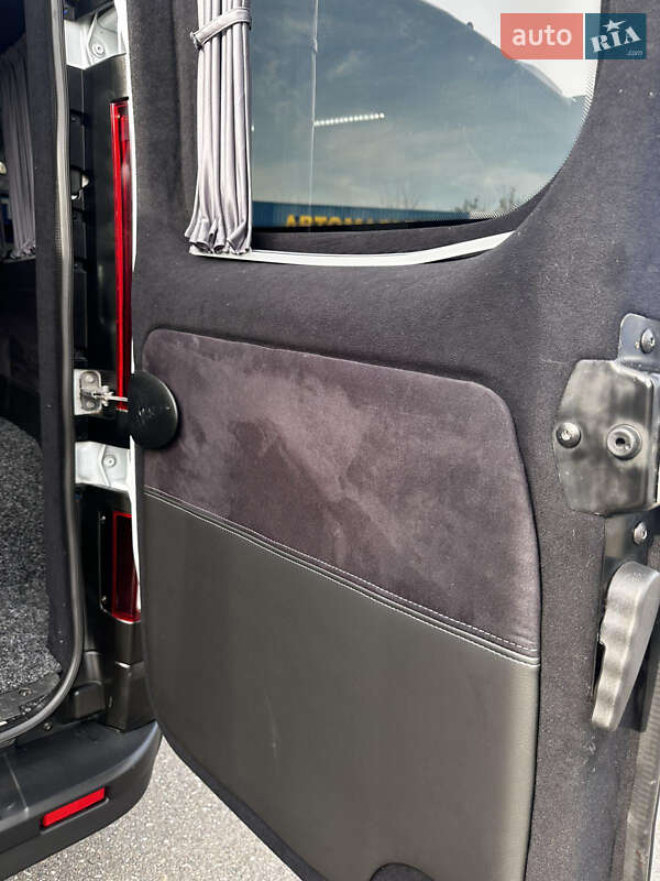 Минивэн Renault Trafic 2022 в Киеве фото 26 Минивэн Renault Trafic 2022 в Киеве