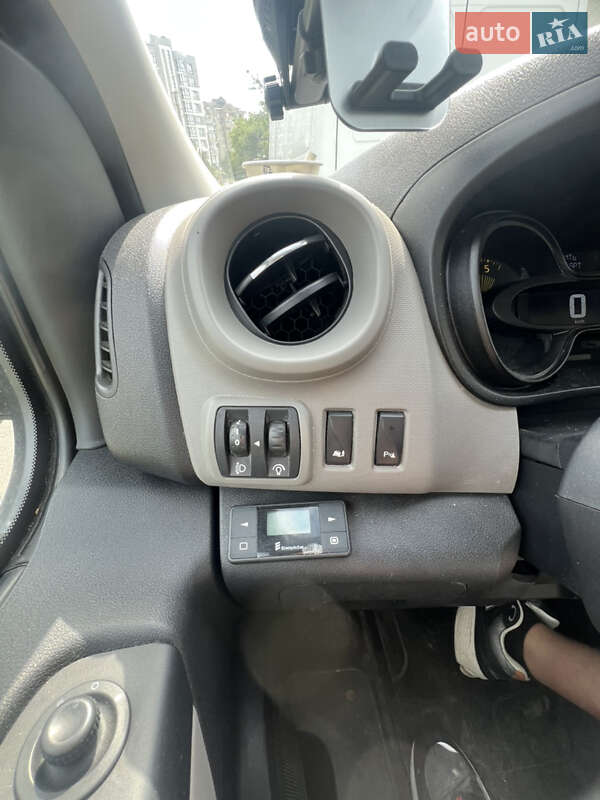 Грузовой фургон Renault Trafic 2015 в Ивано-Франковске фото 9 Грузовой фургон Renault Trafic 2015 в Ивано-Франковске