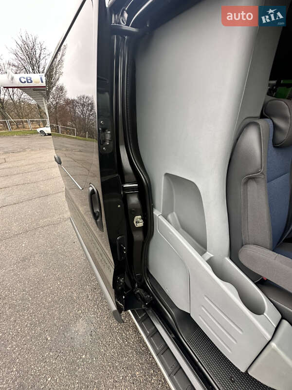 Минивэн Renault Trafic 2012 в Миргороде фото 37 Минивэн Renault Trafic 2012 в Миргороде