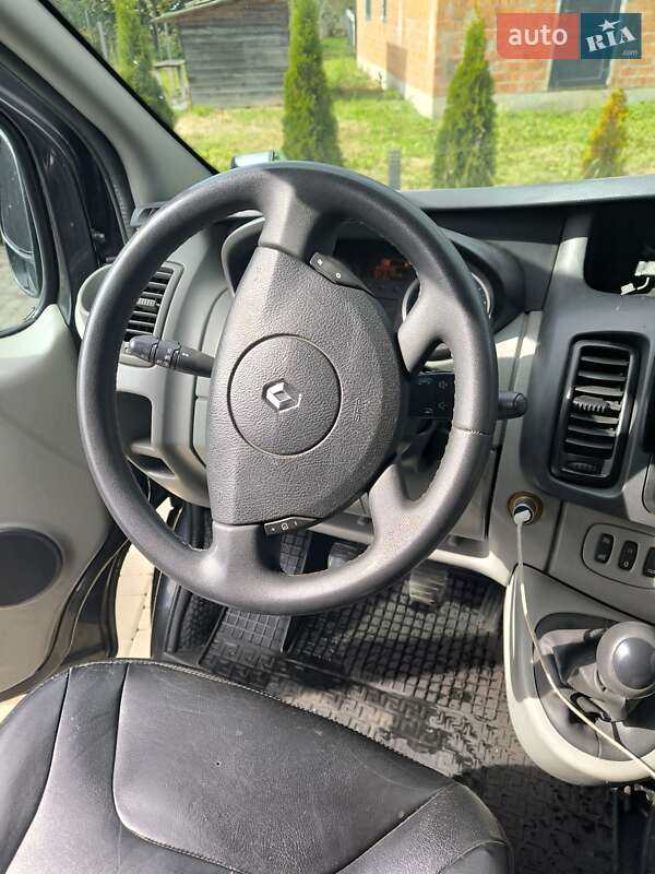 Минивэн Renault Trafic 2011 в Черновцах фото 5 Минивэн Renault Trafic 2011 в Черновцах