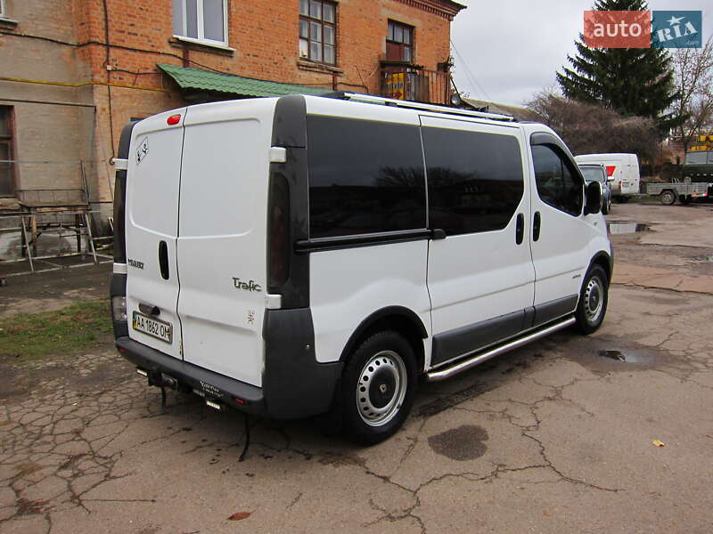 Минивэн Renault Trafic 2004 в Чернигове