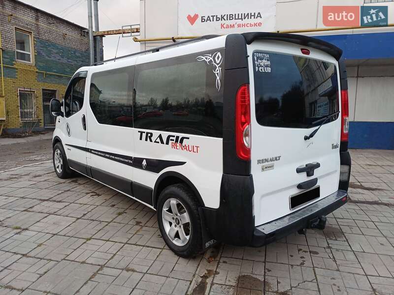 Минивэн Renault Trafic 2008 в Каменском