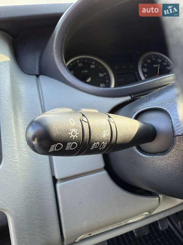 Минивэн Renault Trafic 2011 в Измаиле фото 25 Минивэн Renault Trafic 2011 в Измаиле