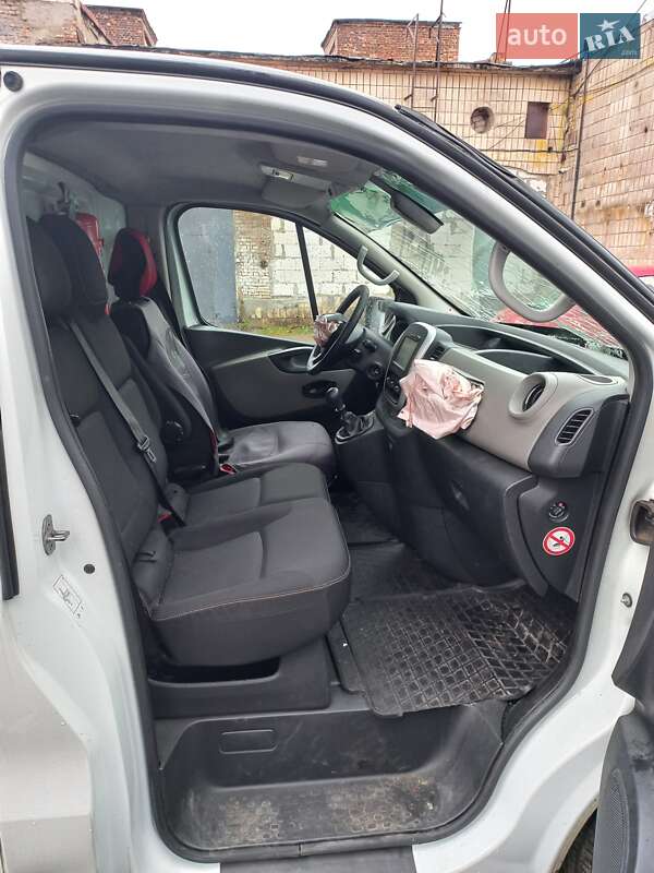 Грузовой фургон Renault Trafic 2014 в Киеве