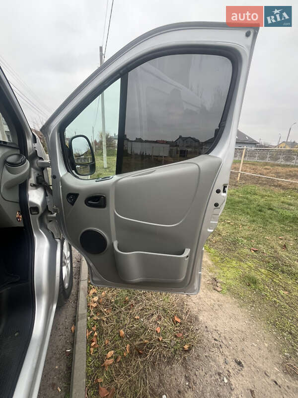 Грузопассажирский фургон Renault Trafic 2013 в Черкассах