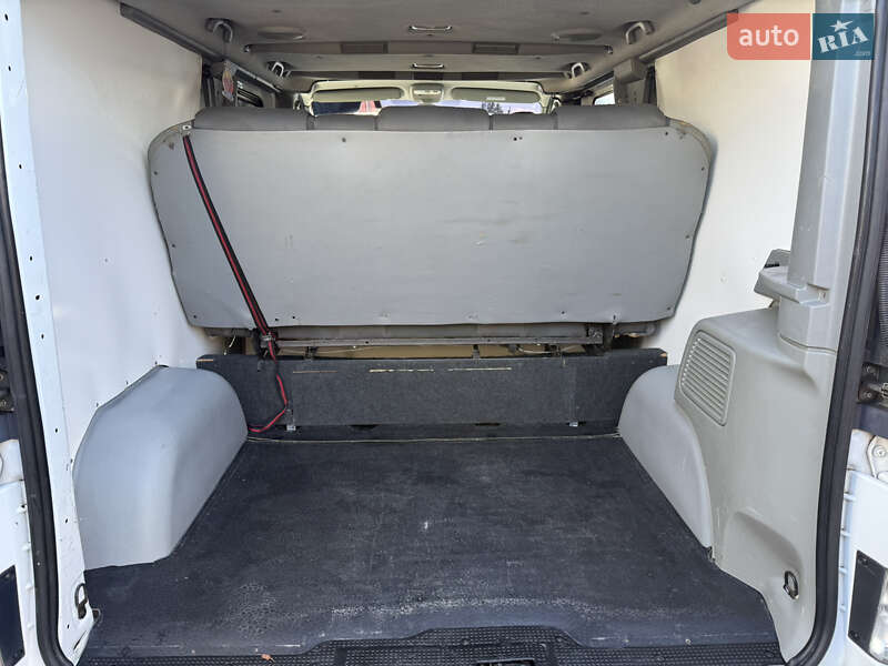 Минивэн Renault Trafic 2014 в Знаменке фото 15 Минивэн Renault Trafic 2014 в Знаменке