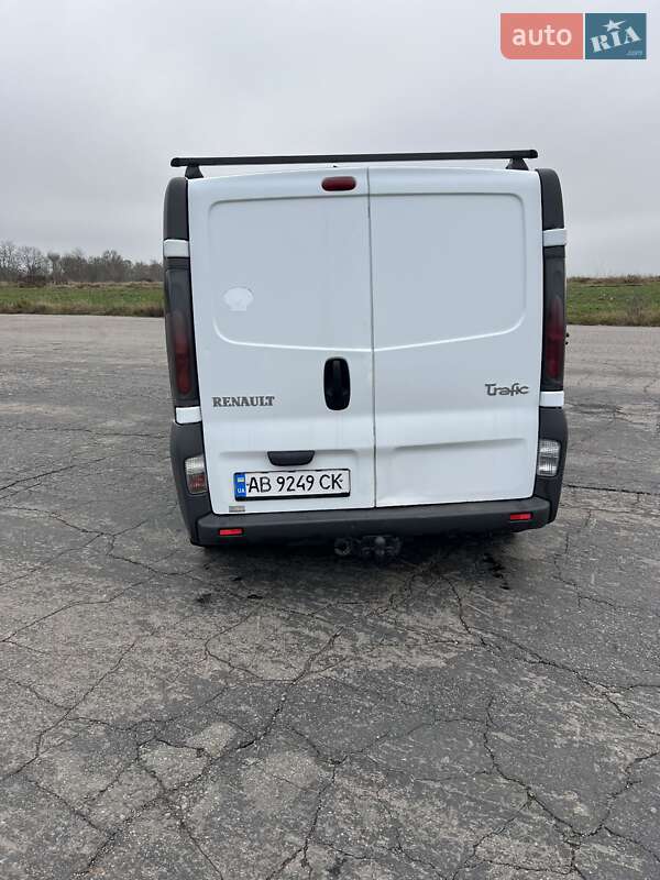Грузовой фургон Renault Trafic 2006 в Баре фото 4 Грузовой фургон Renault Trafic 2006 в Баре