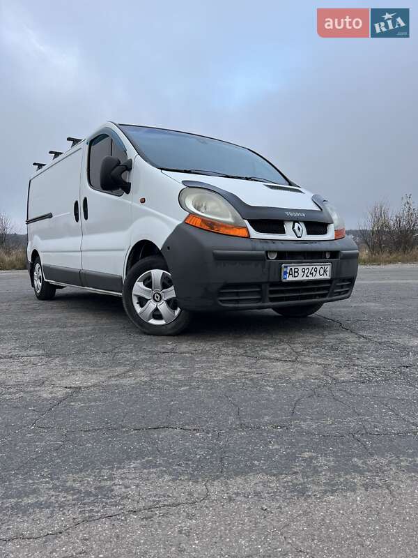 Грузовой фургон Renault Trafic 2006 в Баре фото Грузовой фургон Renault Trafic 2006 в Баре