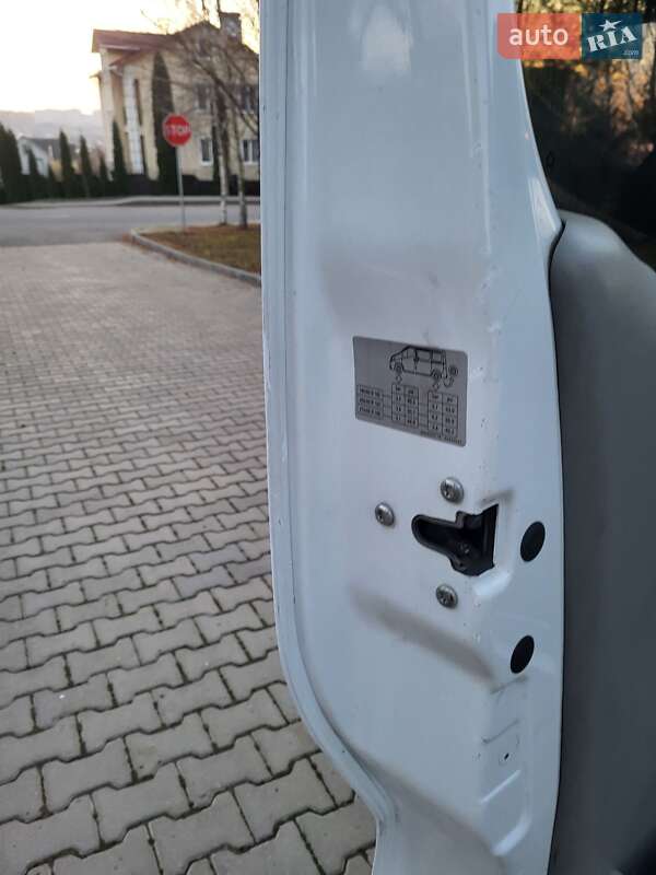 Минивэн Renault Trafic 2007 в Хмельницком фото 62 Минивэн Renault Trafic 2007 в Хмельницком