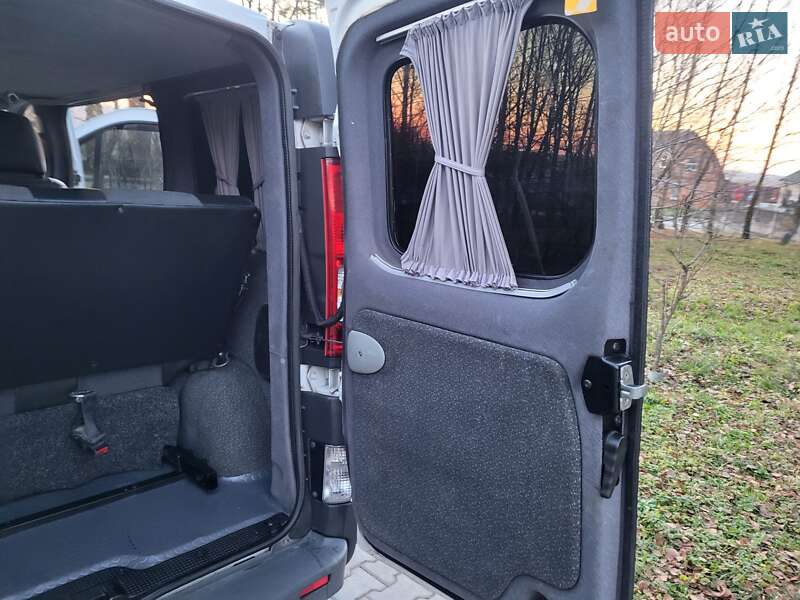 Минивэн Renault Trafic 2007 в Хмельницком фото 66 Минивэн Renault Trafic 2007 в Хмельницком