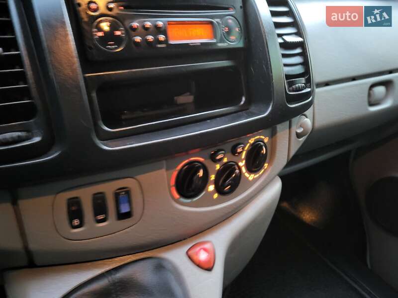 Минивэн Renault Trafic 2007 в Хмельницком фото 83 Минивэн Renault Trafic 2007 в Хмельницком