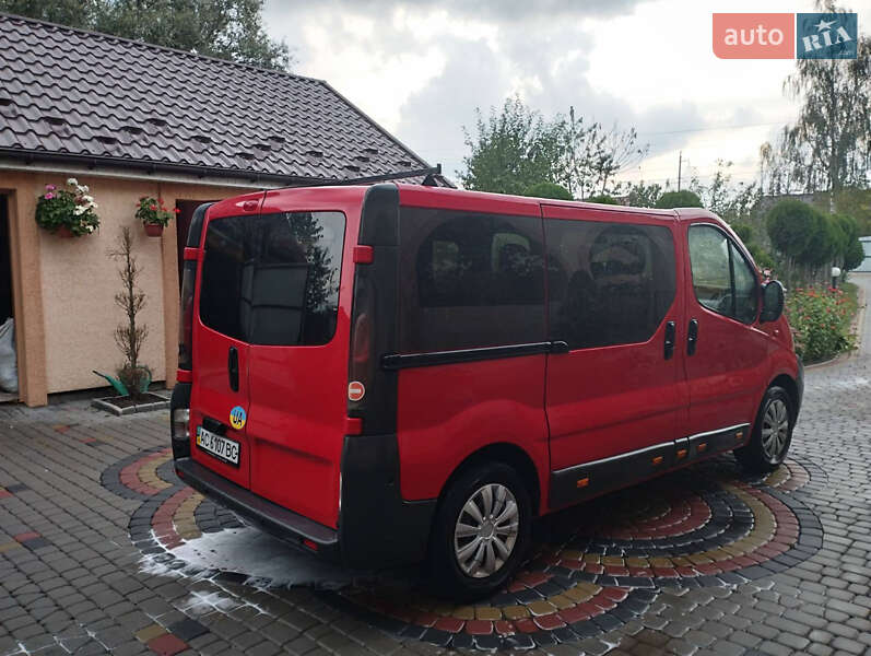 Минивэн Renault Trafic 2004 в Луцке фото 6 Минивэн Renault Trafic 2004 в Луцке
