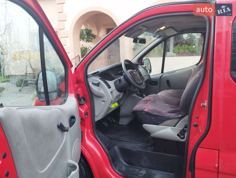 Минивэн Renault Trafic 2004 в Луцке фото 11 Минивэн Renault Trafic 2004 в Луцке