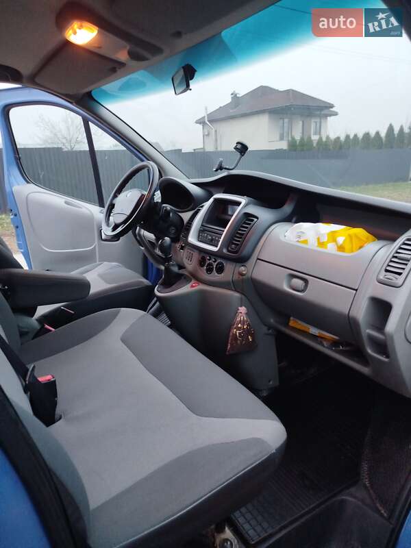Минивэн Renault Trafic 2010 в Черкассах фото 3 Минивэн Renault Trafic 2010 в Черкассах