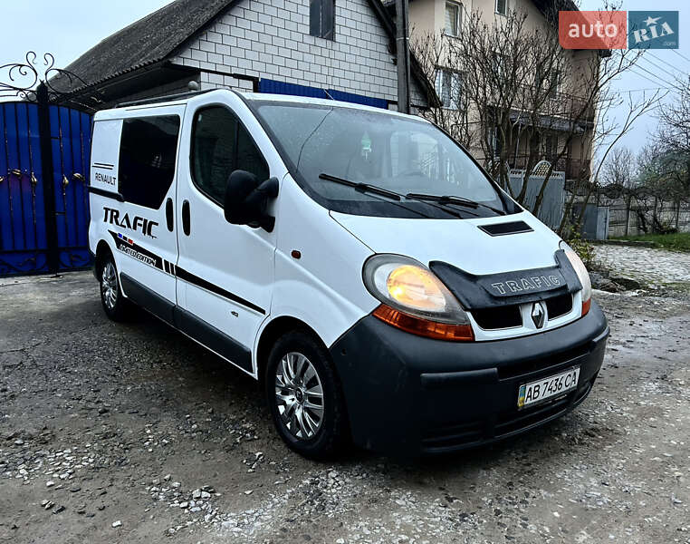 Минивэн Renault Trafic 2005 в Хмельнике фото 4 Минивэн Renault Trafic 2005 в Хмельнике