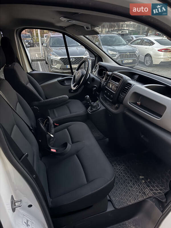 Микроавтобус грузовой (до 3,5т) Renault Trafic 2018 в Львове