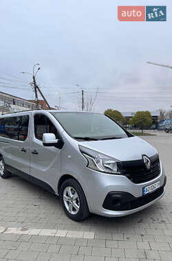Мінівен Renault Trafic 2015 в Ужгороді