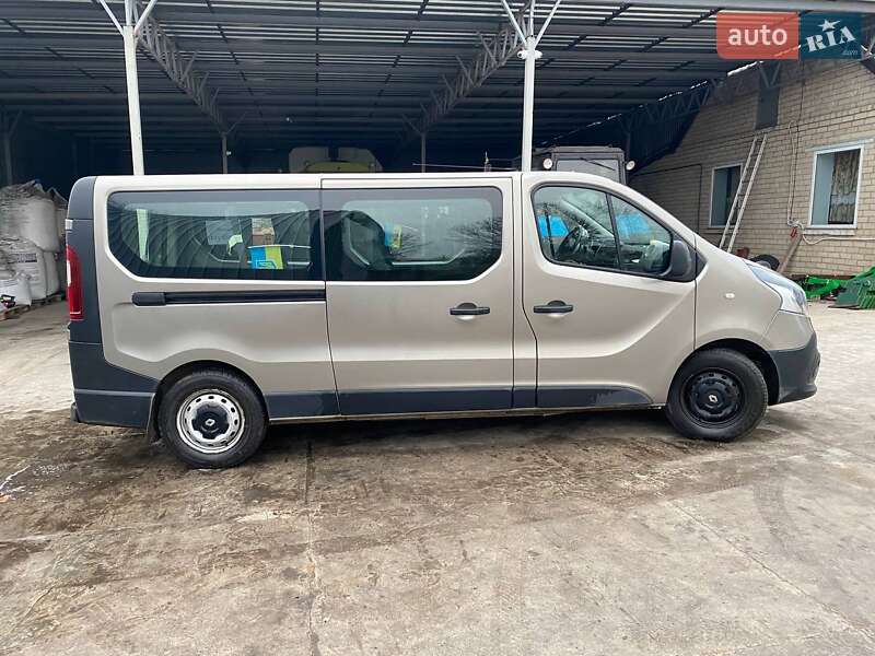 Мінівен Renault Trafic 2015 в Кривому Розі фото 3 Мінівен Renault Trafic 2015 в Кривому Розі