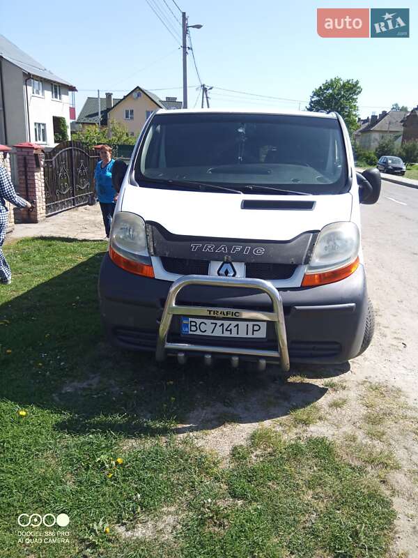 Грузопассажирский фургон Renault Trafic 2004 в Львове фото 8 Грузопассажирский фургон Renault Trafic 2004 в Львове