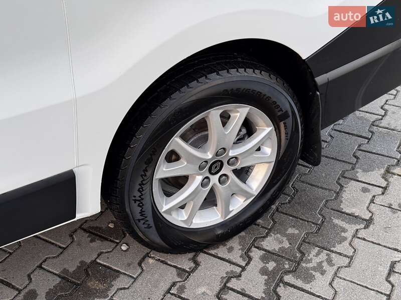 Минивэн Renault Trafic 2016 в Хмельницком